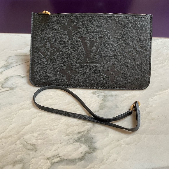 Sold New Louis Vuitton Empreinte Noir Neverfull Pouchette - Picture 4 of 12